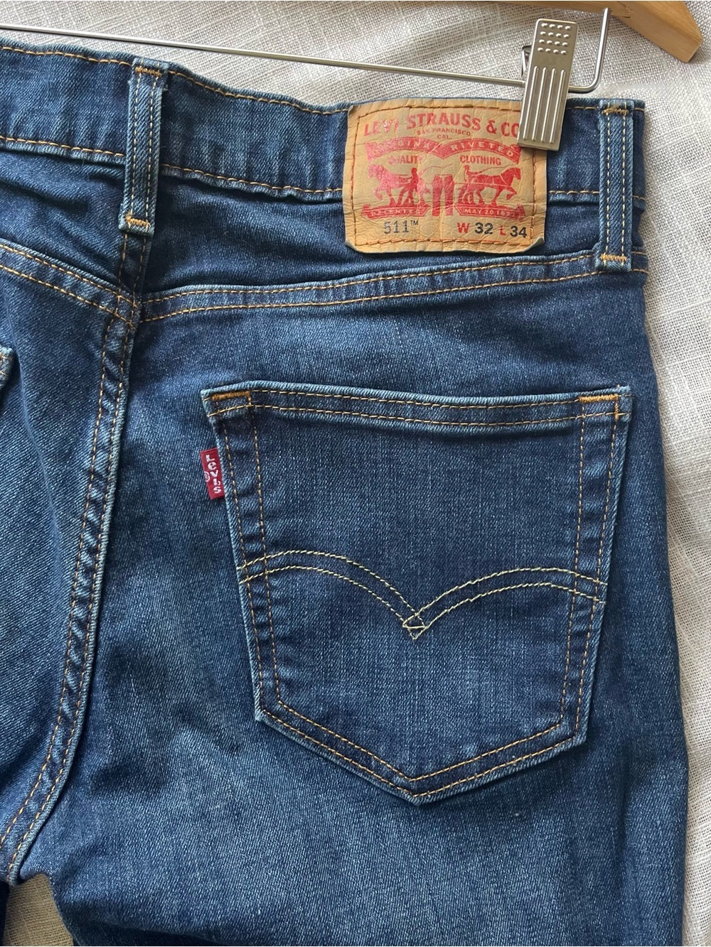 Levi 511 32x34" - Slim Dark Wash Blue Denim